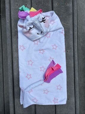 Kids White & Pink Star Hooded Bath Towel with Sparkle Unicorn, Shower, 4’ x 2’